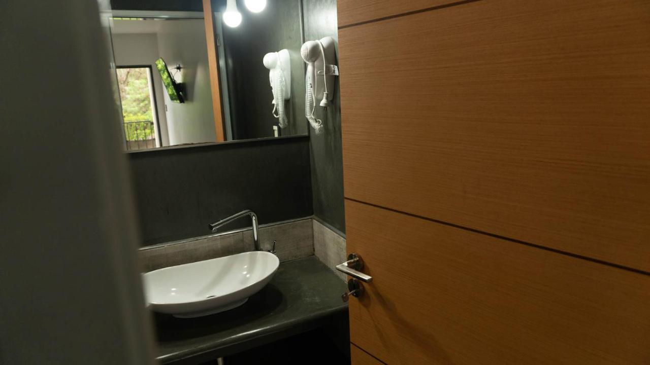 Hotel Oaky Posadas Esterno foto