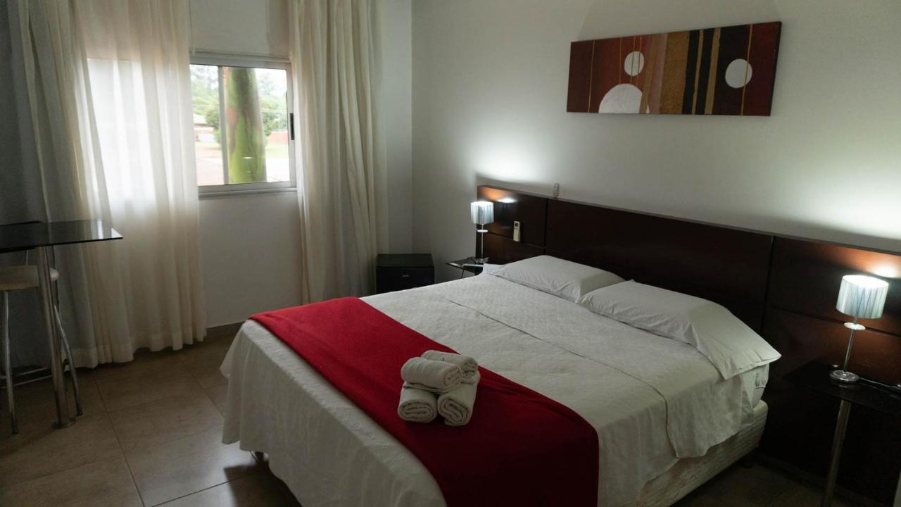 Hotel Oaky Posadas Esterno foto