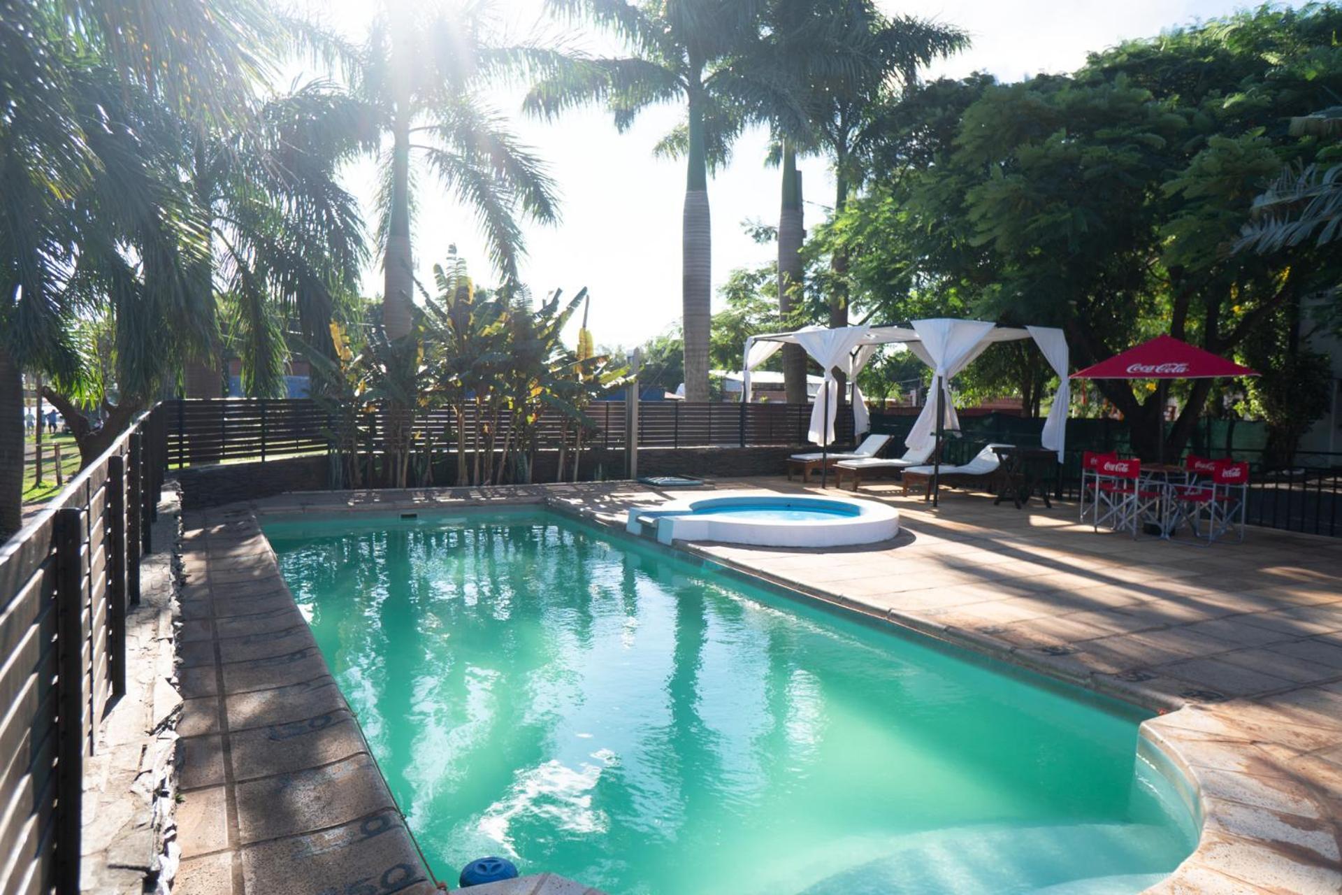 Hotel Oaky Posadas Esterno foto