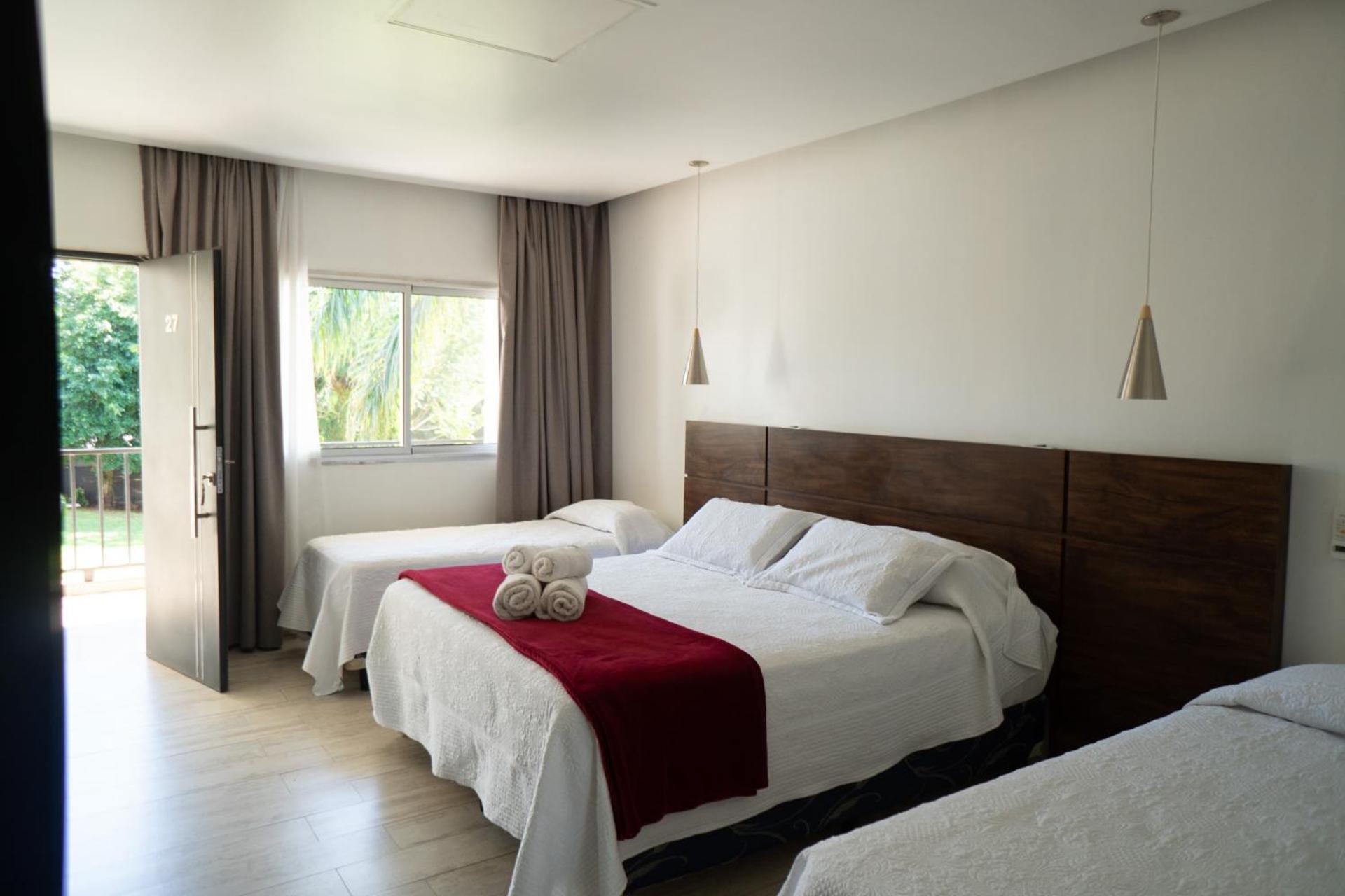 Hotel Oaky Posadas Esterno foto