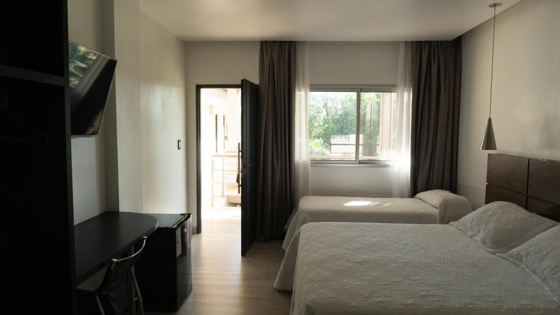 Hotel Oaky Posadas Esterno foto
